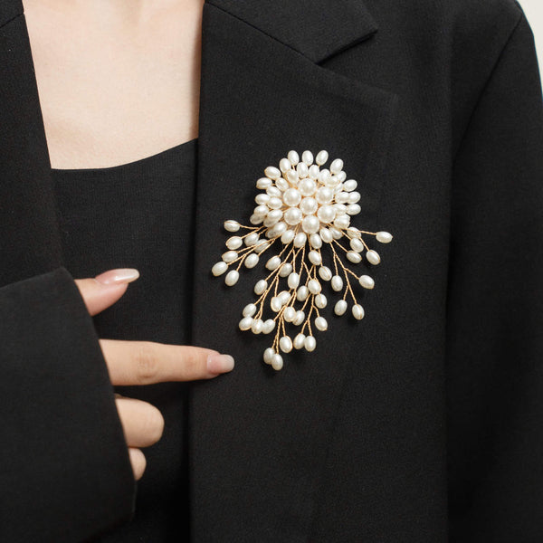 Rococo Fallen Brooch