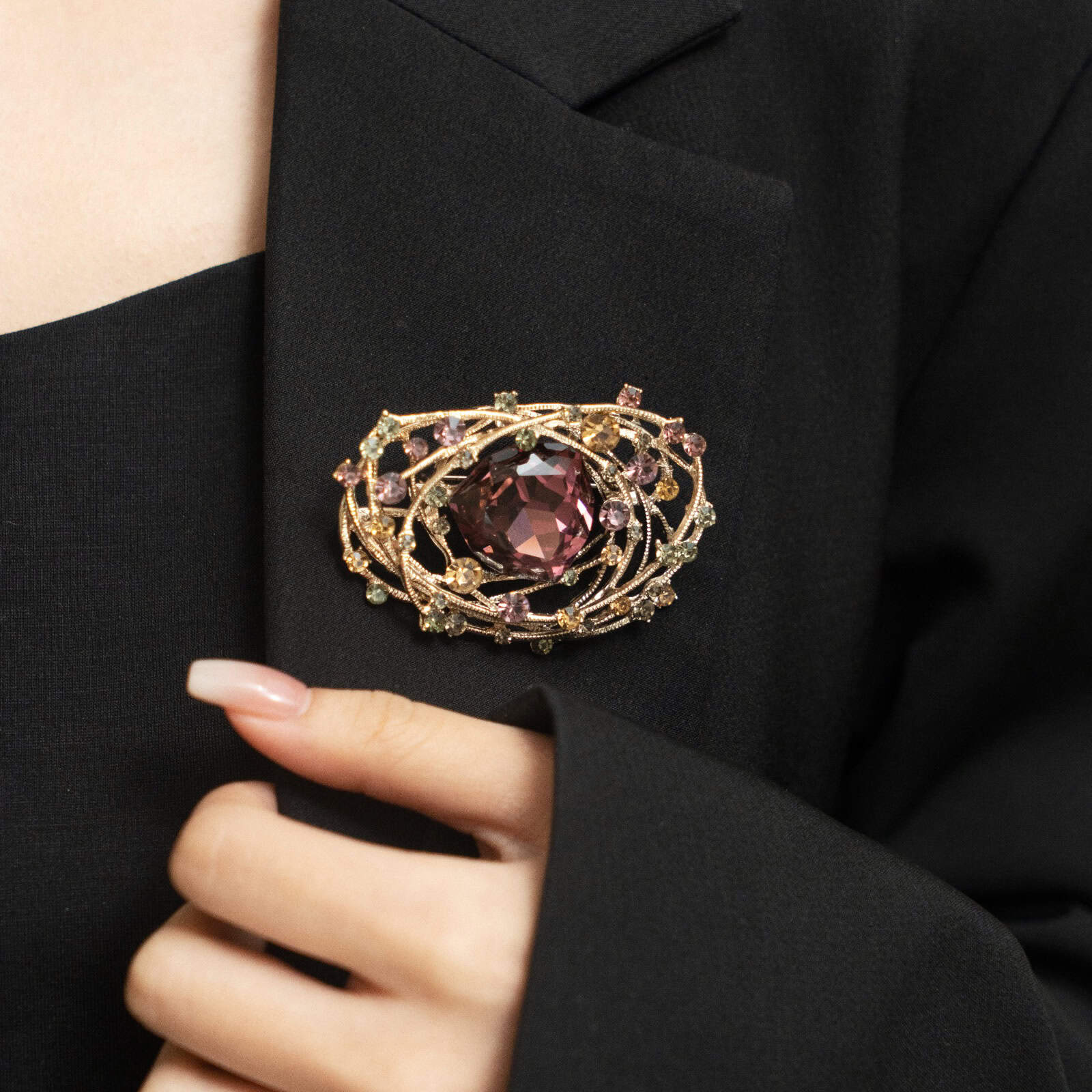 Clavichord Brooch image 1
