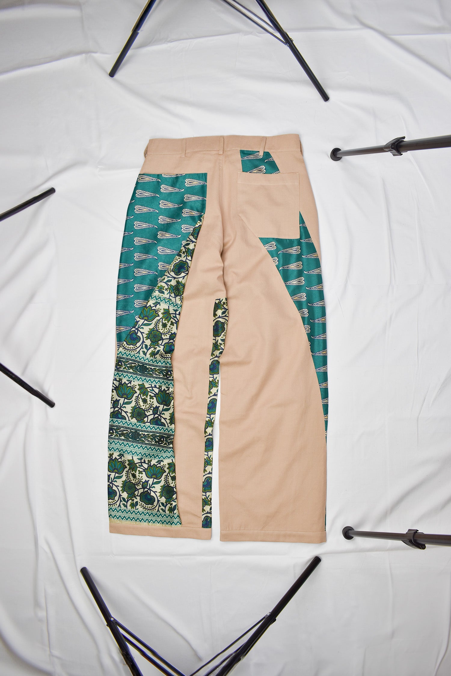 Este Trousers WITH PAISLEY SILK SAREE (M)