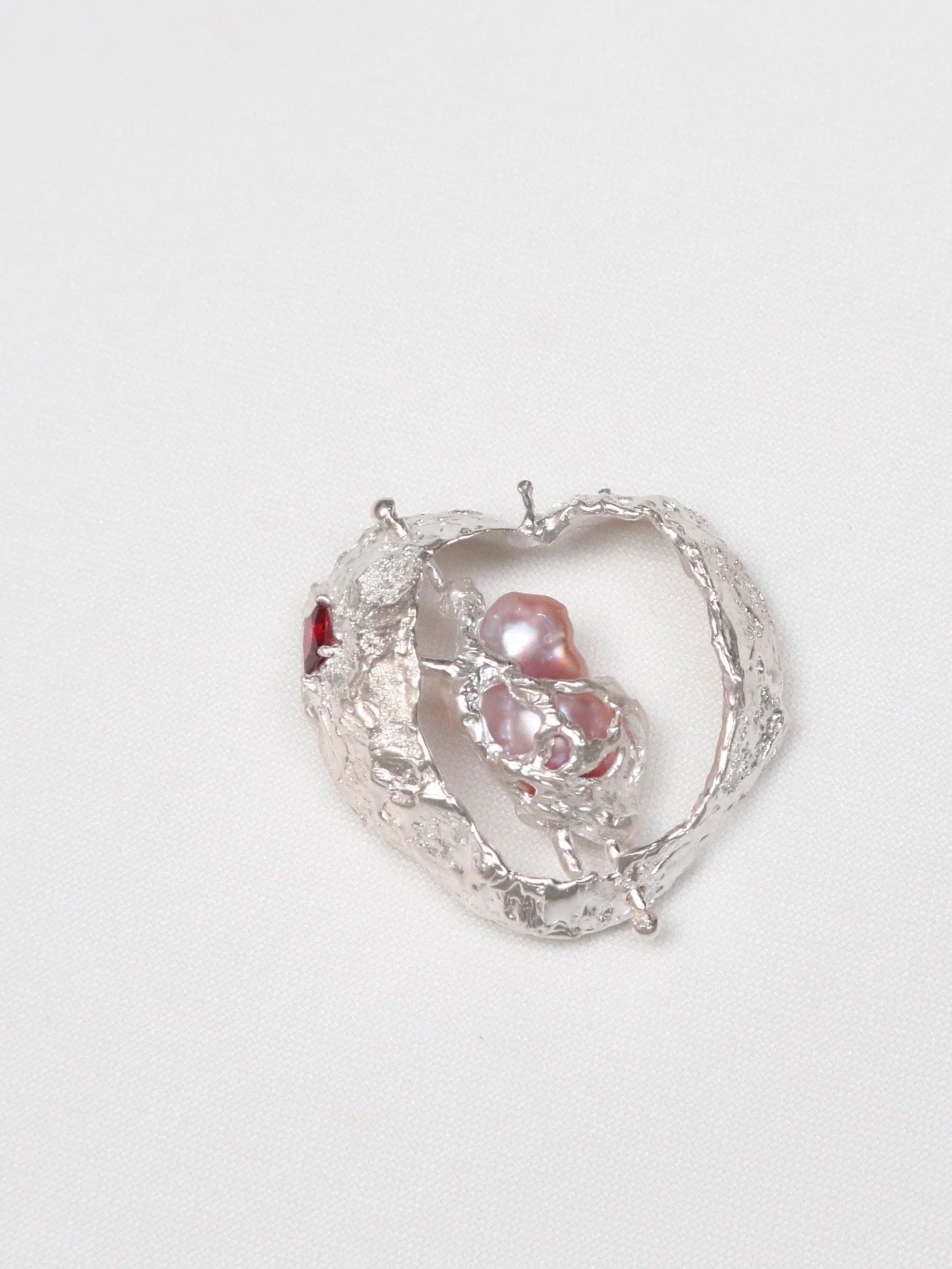 Pearl & Silver: a play of texture